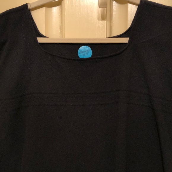 Cute black dress - Picture 2 of 5